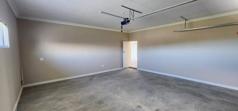 3 Bedroom Property for Sale in Albertinia Western Cape